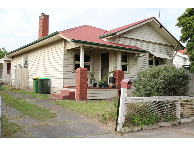 8 Gregory Gr, Preston VIC 3072