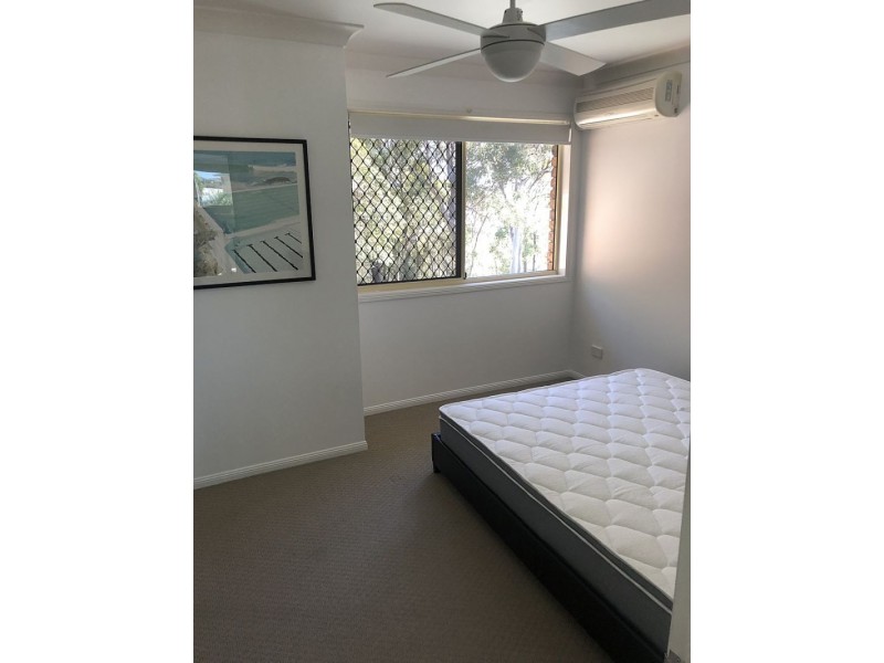 42 Melaleuca Cres, Rothwell QLD 4022