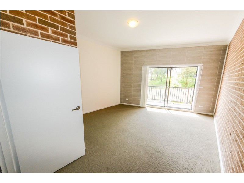 9/6 Heron Cl, Watanobbi NSW 2259