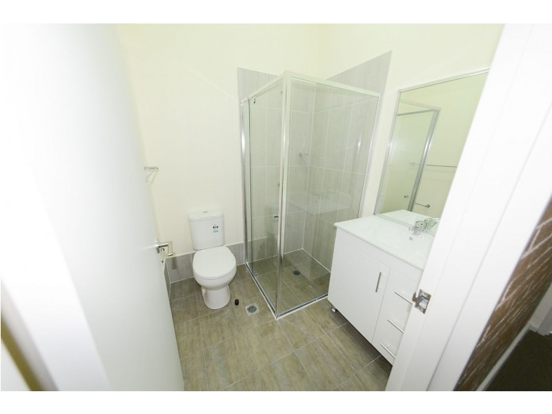 9/6 Heron Cl, Watanobbi NSW 2259