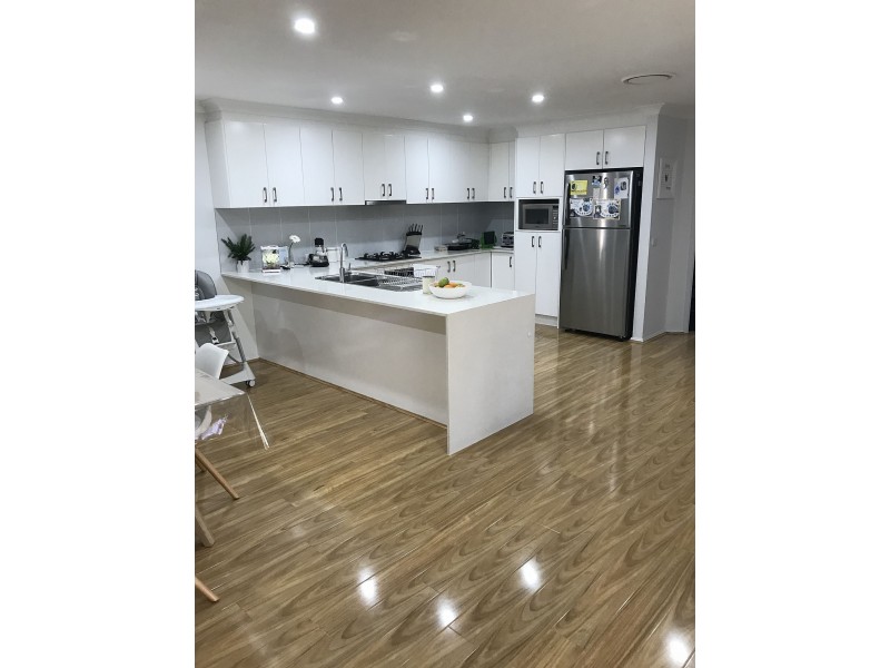 2 Bowness Ct, Kellyville NSW 2155