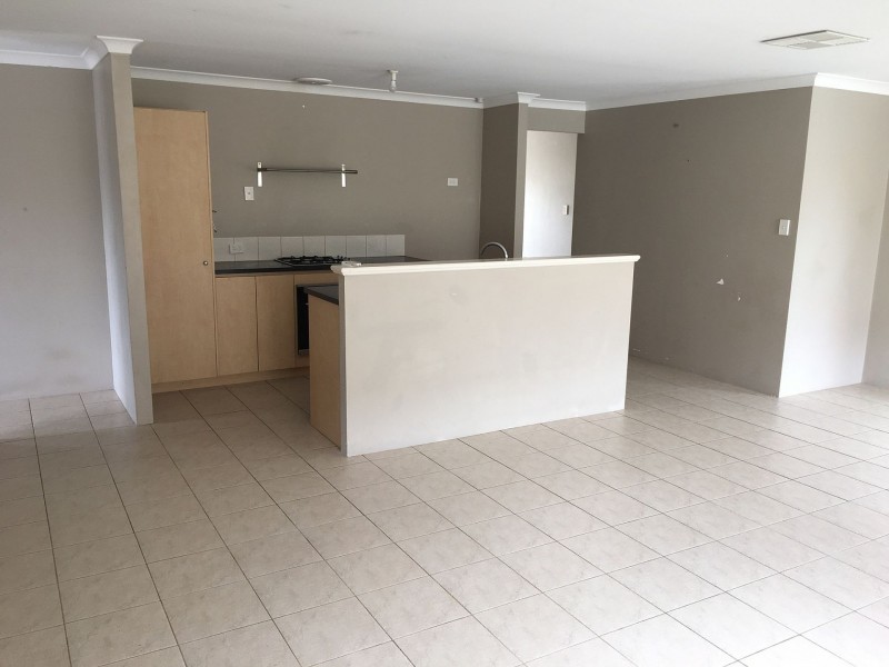 26 Boogalla Ct, South Lake WA 6164