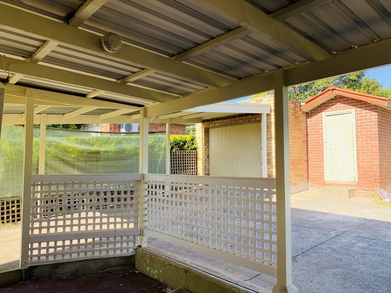 1102 Main Rd, Eltham VIC 3095