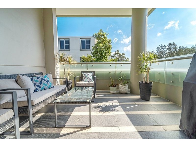 120/3 Mallard Lane, Warriewood NSW 2102