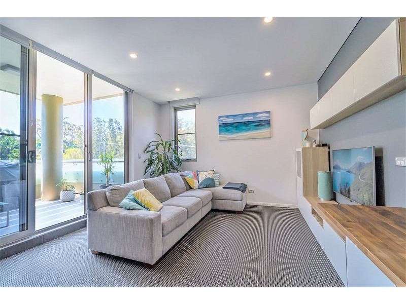 120/3 Mallard Lane, Warriewood NSW 2102