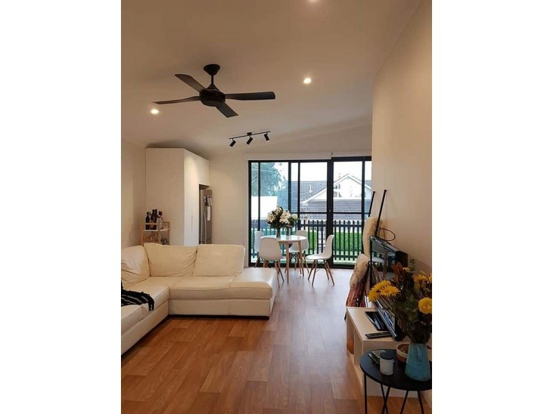 61 Belmore St, Adamstown NSW 2289