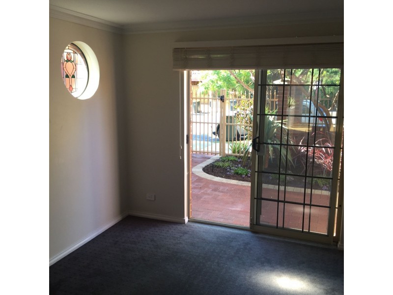 2/143 Carr St, West Perth WA 6005