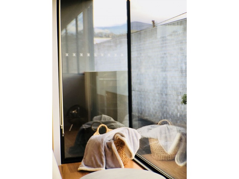 2/207A Campbell St, North Hobart TAS 7000