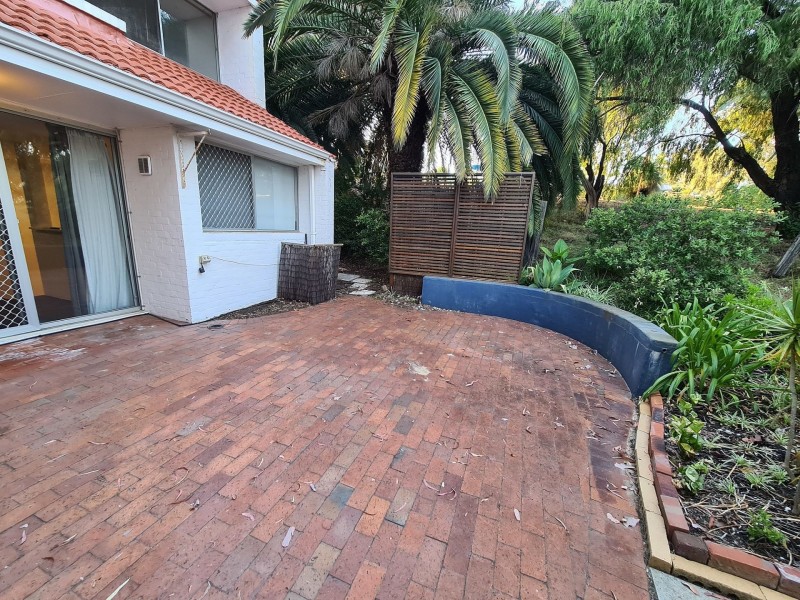 1/12 Wall St, Maylands WA 6051