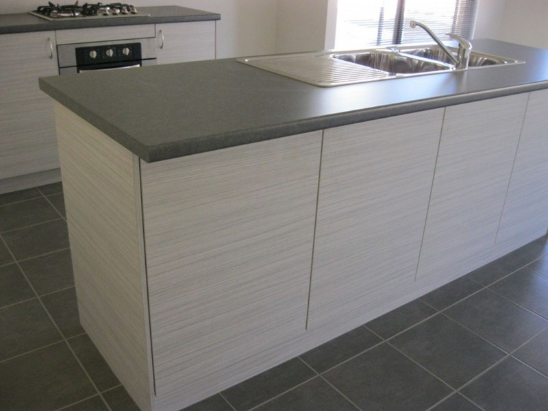 5 Flowerdale Ct, Millbridge WA 6232