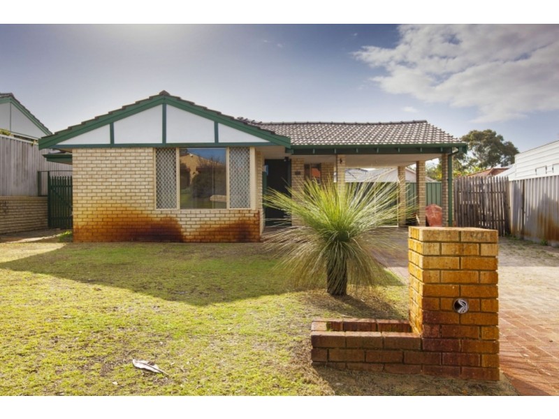 26a Comstock, Woodvale WA 6026