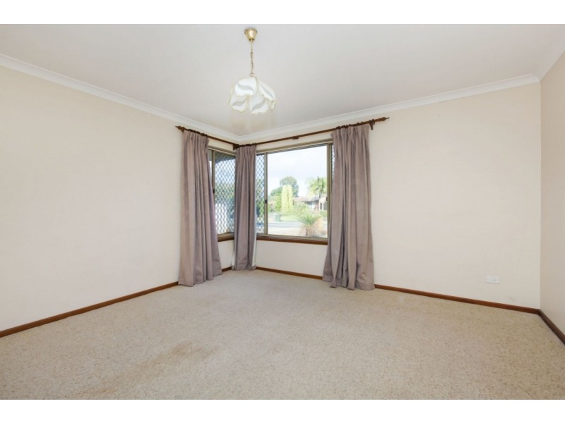 26a Comstock, Woodvale WA 6026