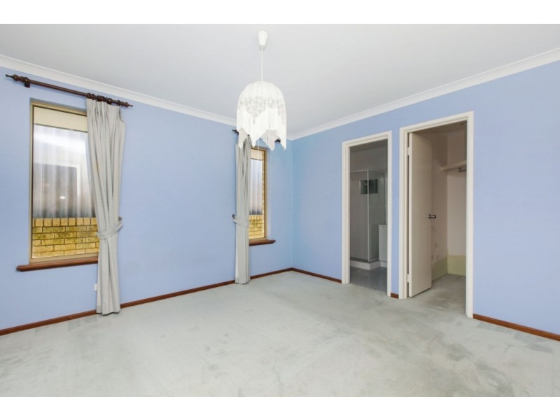 26a Comstock, Woodvale WA 6026