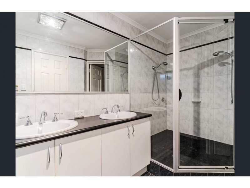 62 Morfontaine Pde, Port Kennedy WA 6172