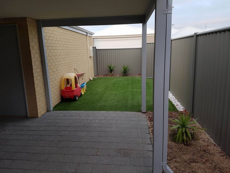 83 Cinnabar Dr, Eglinton WA 6034