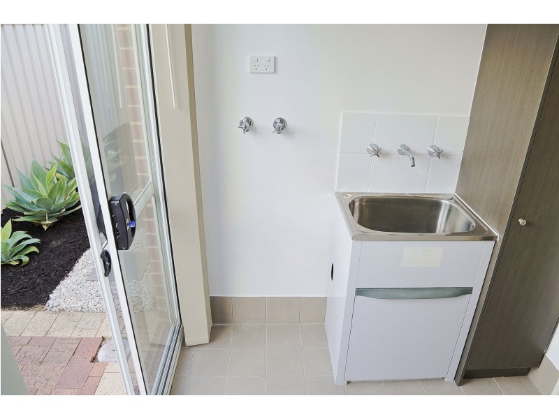 Unit 72/45 Elvire St, Viveash WA 6056