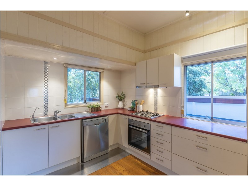 72 Blackwood St, Mitchelton QLD 4053