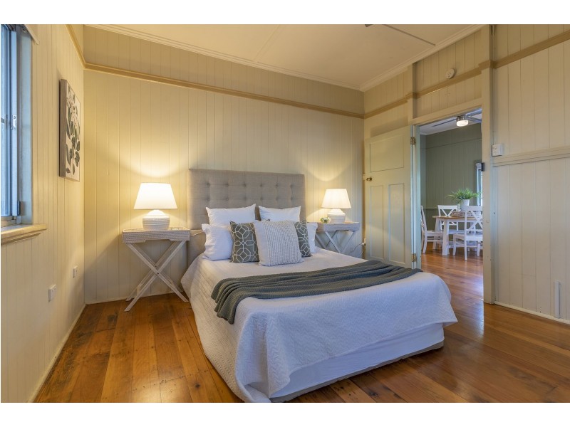 72 Blackwood St, Mitchelton QLD 4053