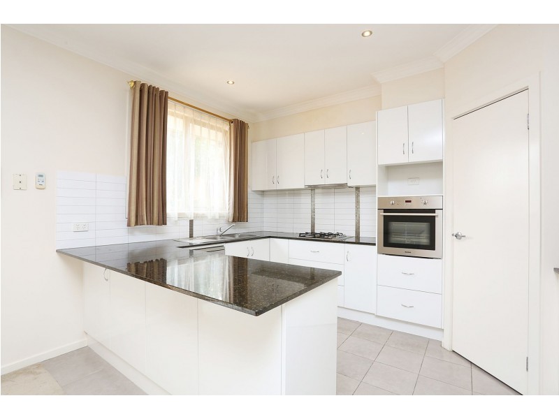 87 Ferntree Gully Rd, Mount Waverley VIC 3149