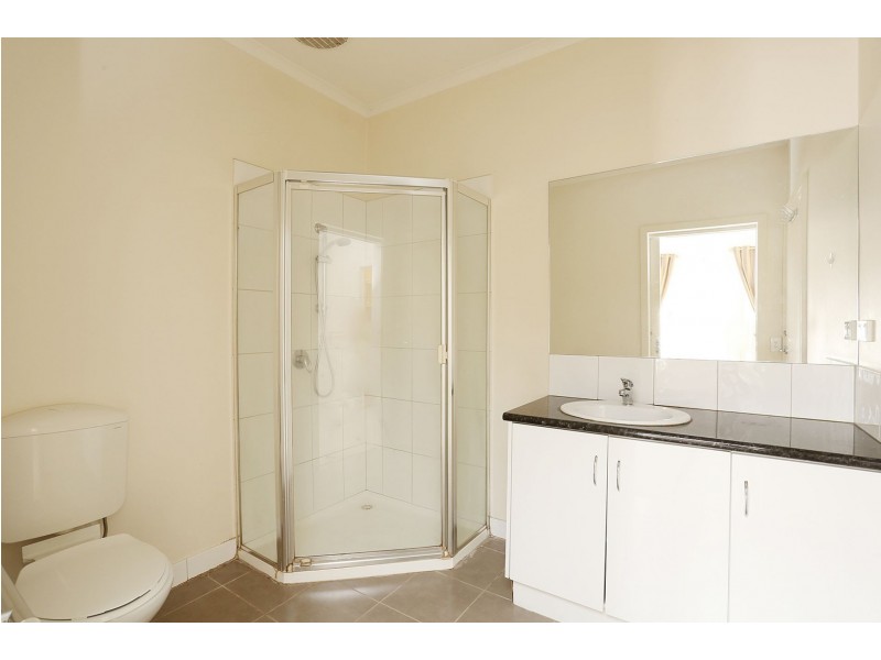 87 Ferntree Gully Rd, Mount Waverley VIC 3149