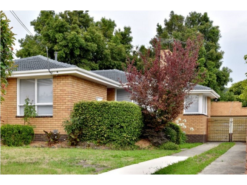 12 Mcmahons Rd, Ferntree Gully VIC 3156