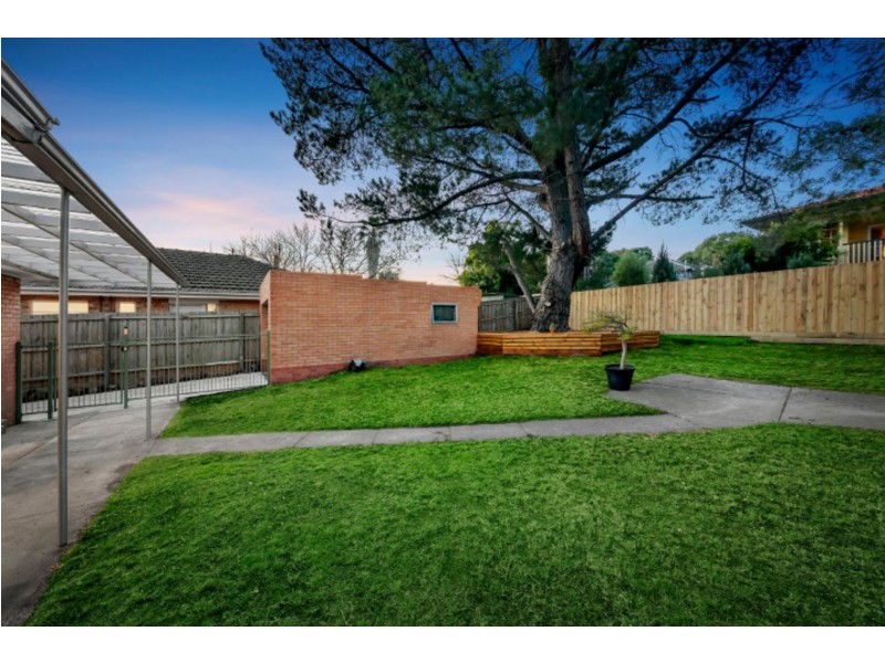 9 Cypress Ave, Burwood VIC 3125