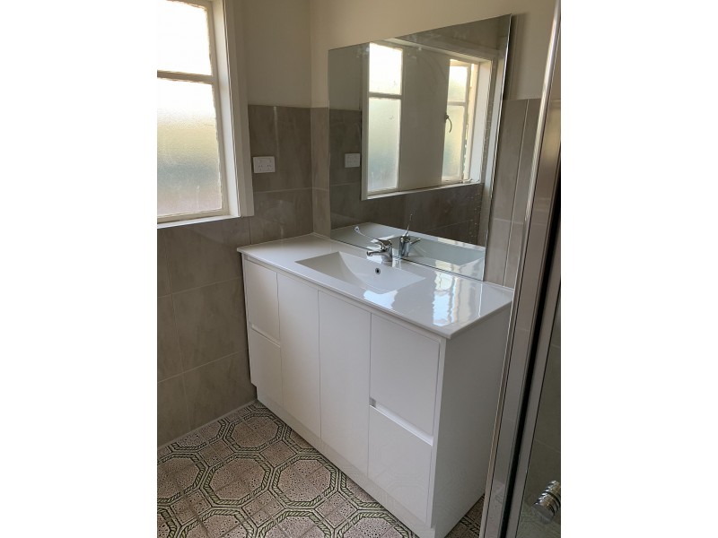 27 Oxford St, West Footscray VIC 3012