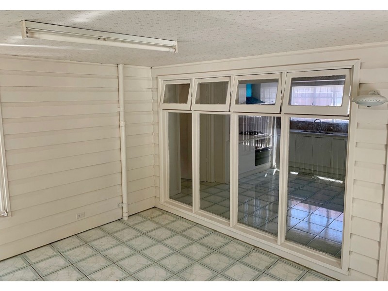 27 Oxford St, West Footscray VIC 3012