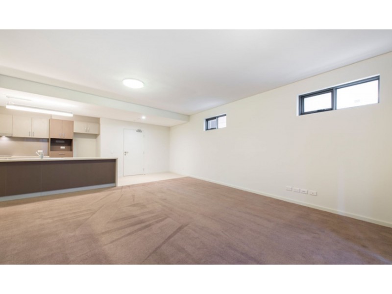 92/16 Midgegooroo Ave, Cockburn Central WA 6164