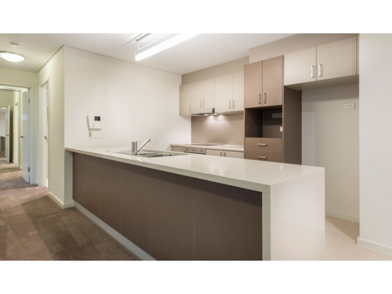 92/16 Midgegooroo Ave, Cockburn Central WA 6164