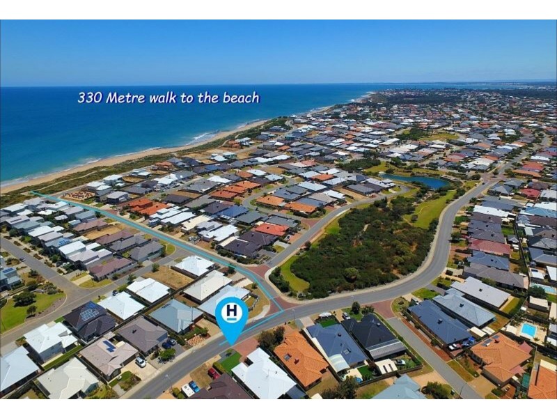 284 Peelwood Pde, Halls Head WA 6210