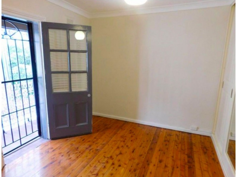 41 Foss St, Forest Lodge NSW 2037