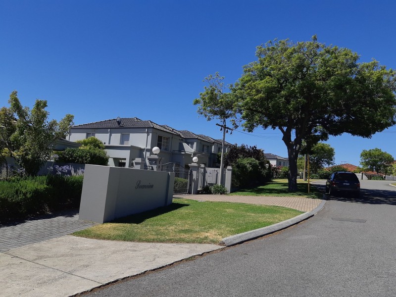 12/19 Fogerthorpe Cres, Maylands WA 6051