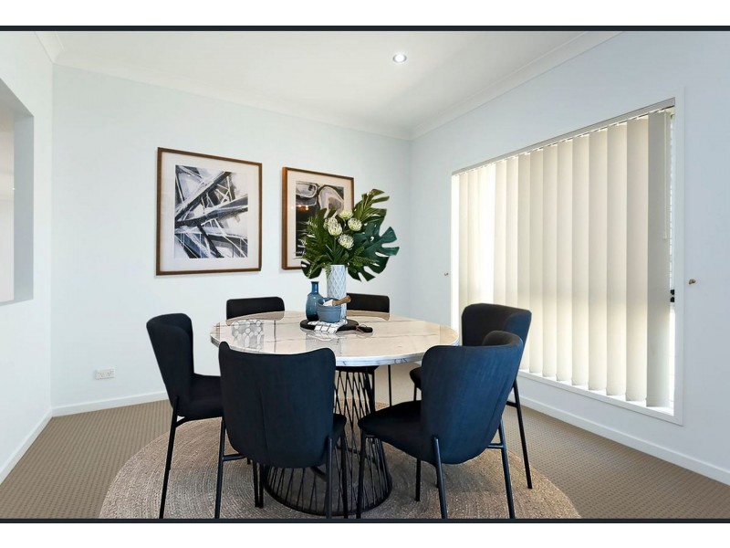 34 Nullarbor Cct, Forest Lake QLD 4078