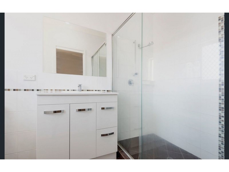 34 Nullarbor Cct, Forest Lake QLD 4078