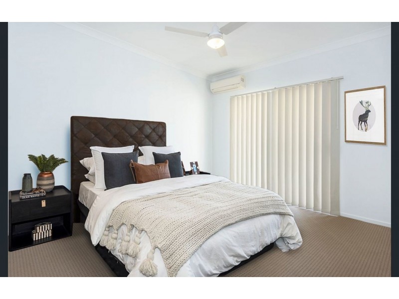 34 Nullarbor Cct, Forest Lake QLD 4078