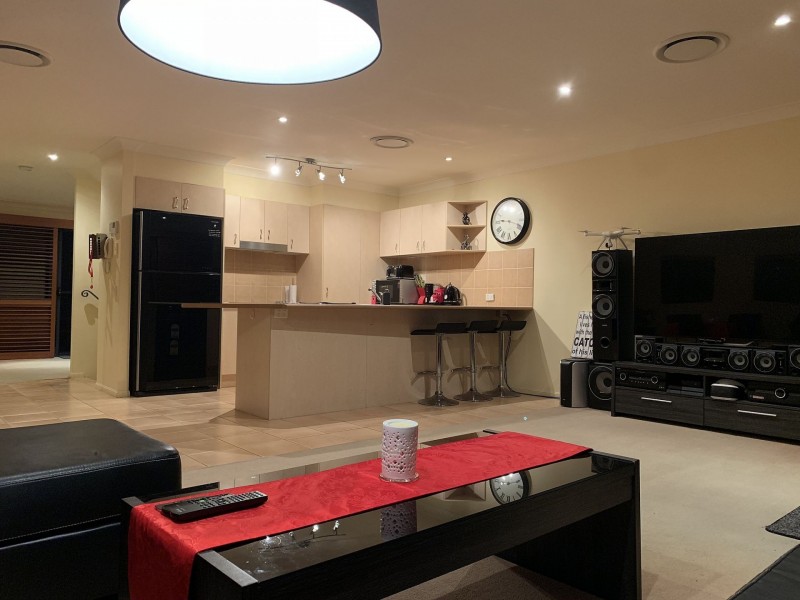 13/23 Peppertree Cct, Robina QLD 4226