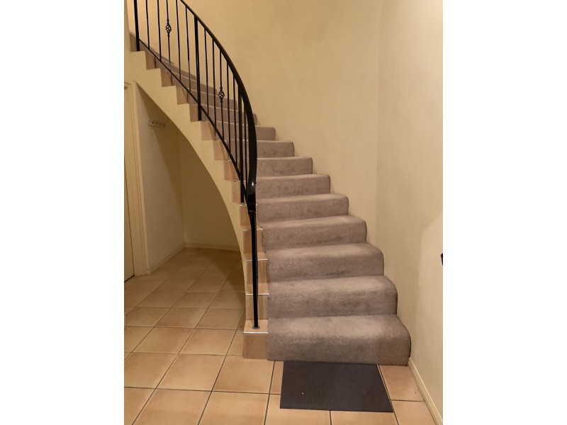 13/23 Peppertree Cct, Robina QLD 4226