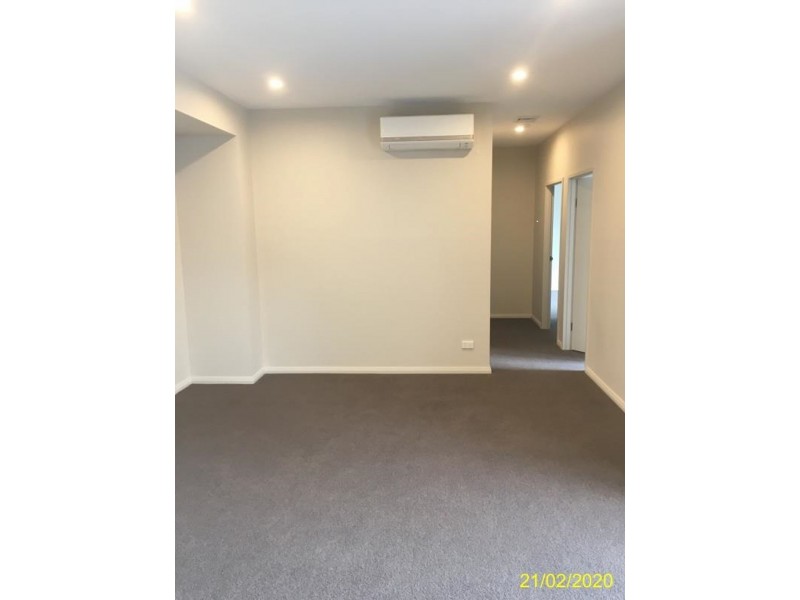 11-19 Centenary Rd, Merrylands NSW 2160