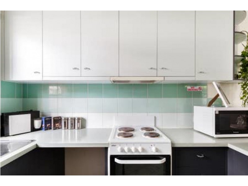 17/18-20 The Esplanade, St Kilda VIC 3182