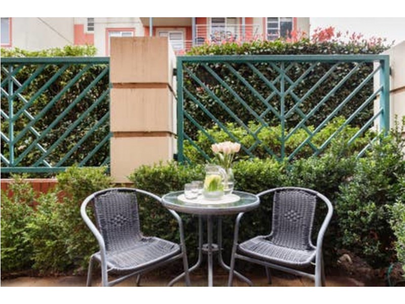 17/18-20 The Esplanade, St Kilda VIC 3182