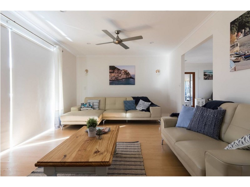 Paradise Point QLD 4216