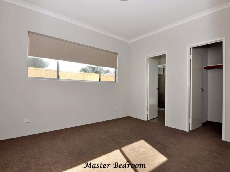 10C Lilacdale Rd, Innaloo WA 6018