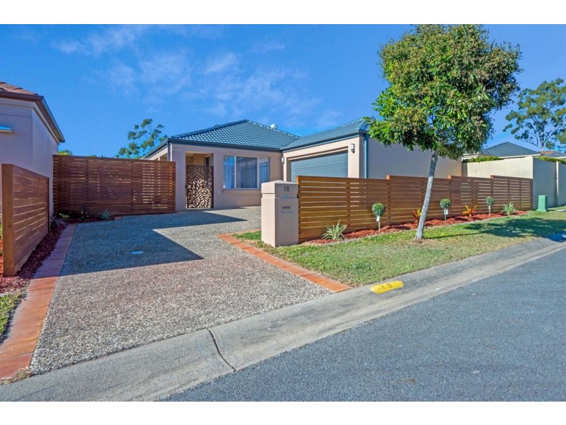 18 Concord Cct, Robina QLD 4226