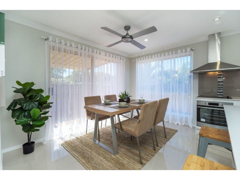 18 Concord Cct, Robina QLD 4226