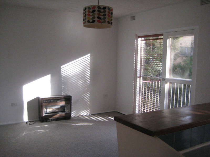 D14/81 O’Shanasssy St, North Melbourne VIC 3051