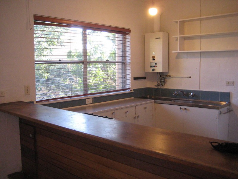 D14/81 O’Shanasssy St, North Melbourne VIC 3051