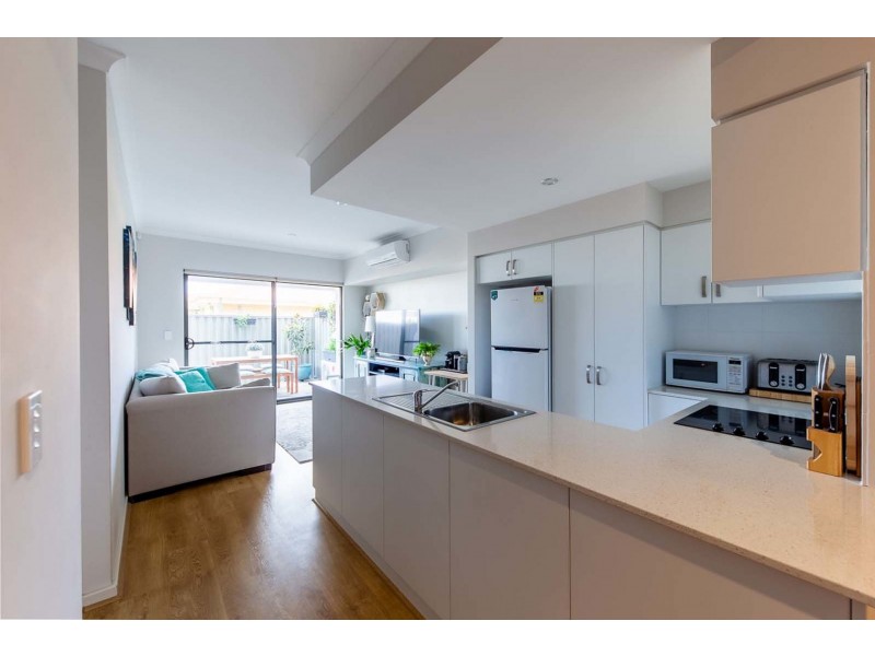 4/6 Brindley St, Belmont WA 6104