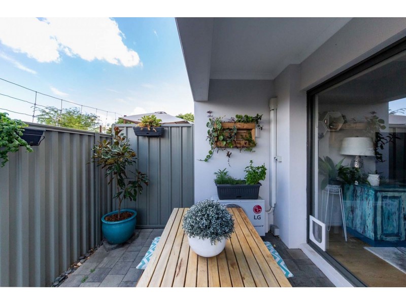 4/6 Brindley St, Belmont WA 6104