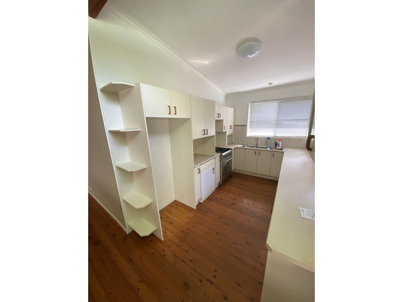 9 Sibyl St, Southport QLD 4215